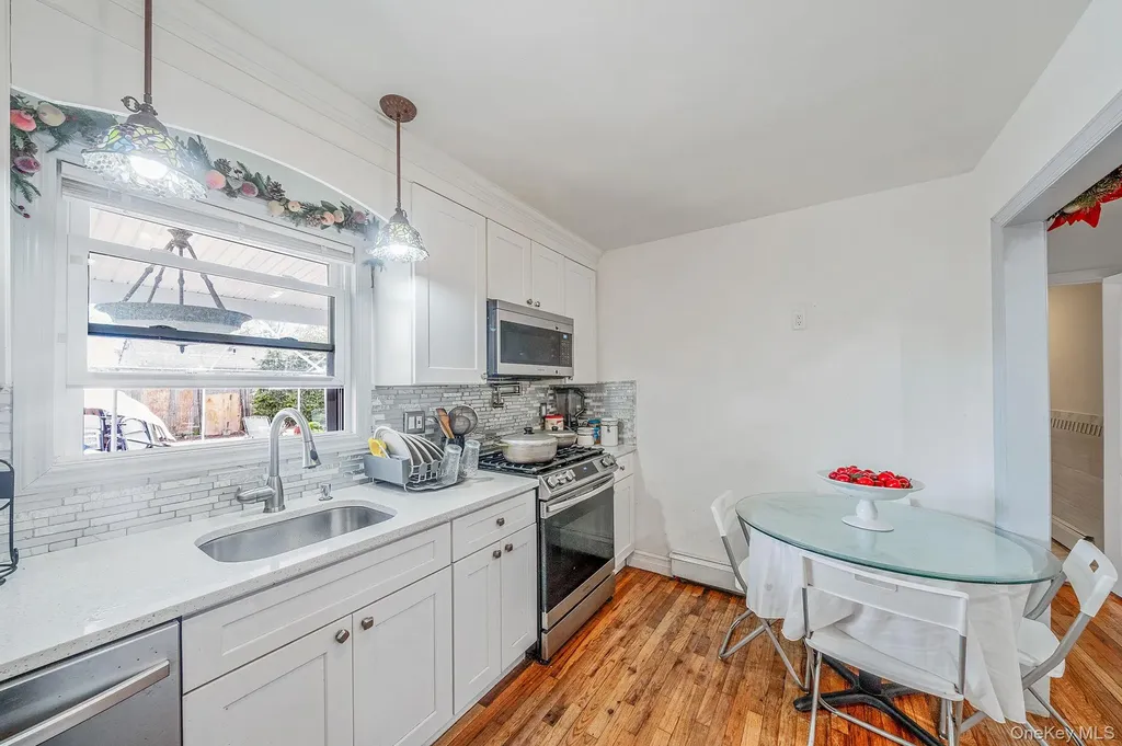 34 E Beech Street Central Islip NY 11722