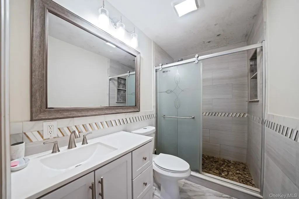 34 E Beech Street Central Islip NY 11722