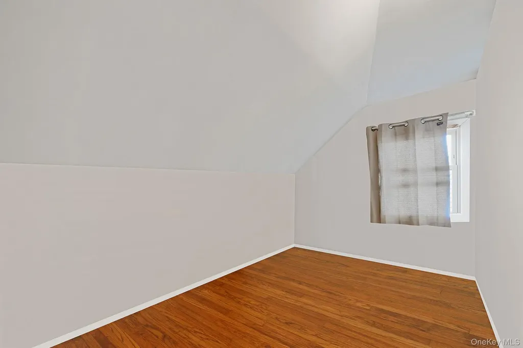 34 E Beech Street Central Islip NY 11722