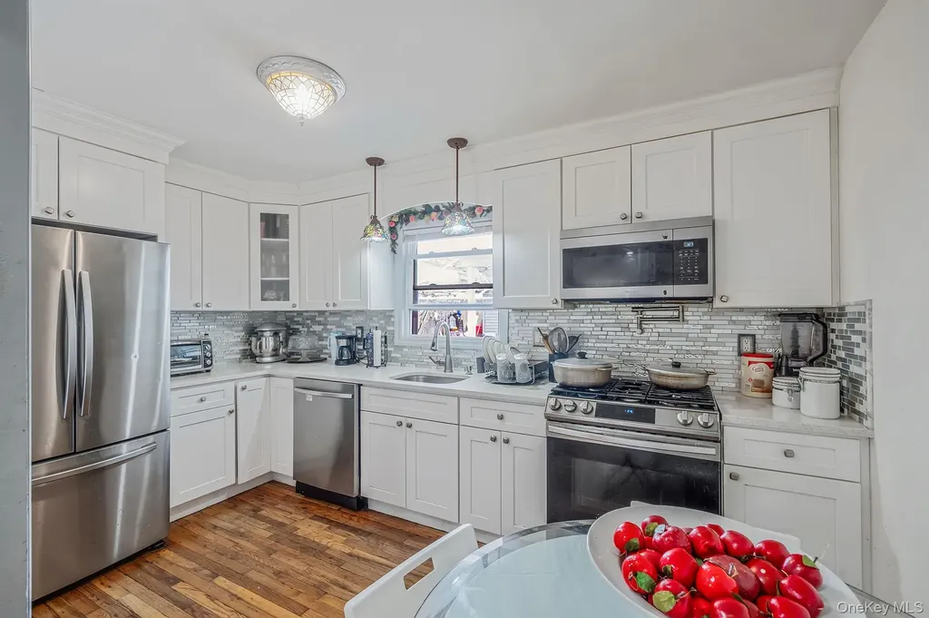 34 E Beech Street Central Islip NY 11722