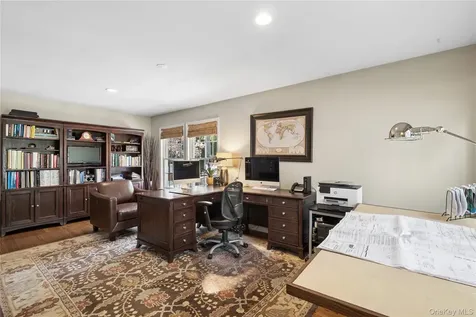11 Cobblestone Court Centerport NY 11721