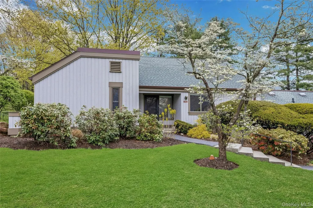 234 Heritage Hills Somers NY 10589