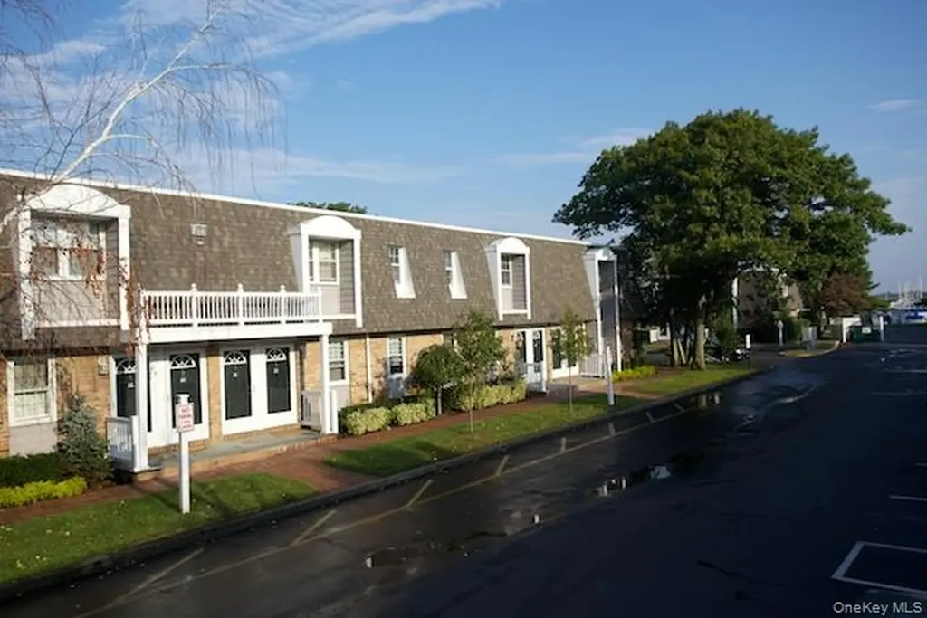 44 Mainsail Drive Patchogue NY 11772