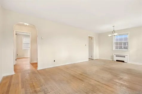 97 Wescott Boulevard Staten Island NY 10314