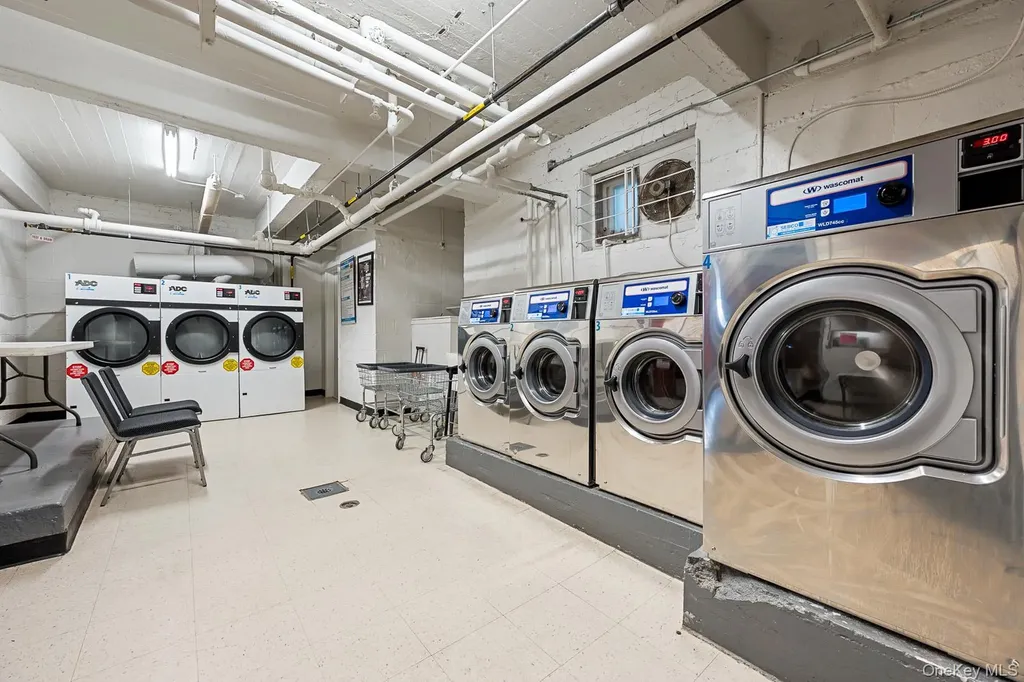 26-15 Parsons Boulevard Flushing NY 11354