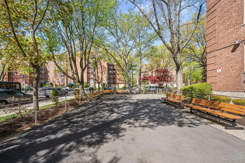 26-15 Parsons Boulevard Flushing NY 11354