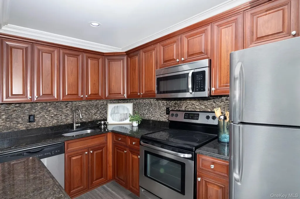 28 Mainsail Drive Patchogue NY 11772