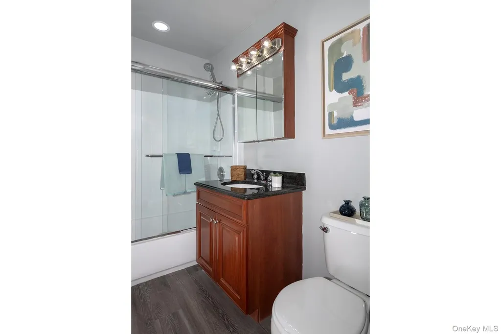 28 Mainsail Drive Patchogue NY 11772