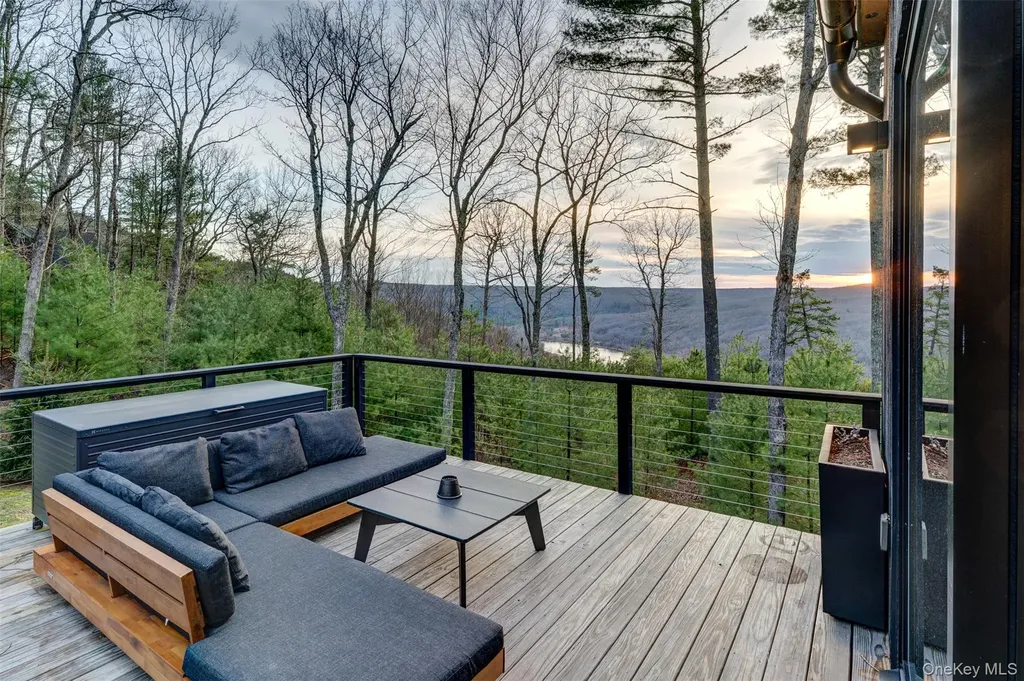 72 Eagle View Road Narrowsburg NY 12764