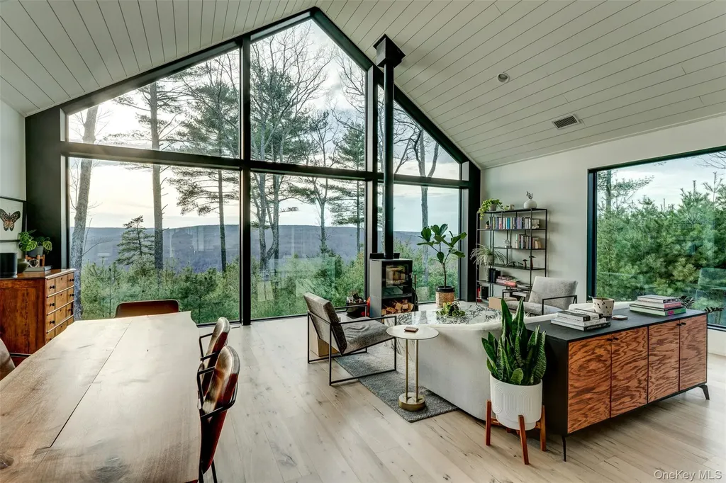 72 Eagle View Road Narrowsburg NY 12764