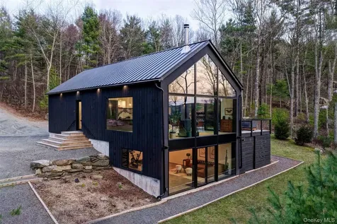 72 Eagle View Road Narrowsburg NY 12764