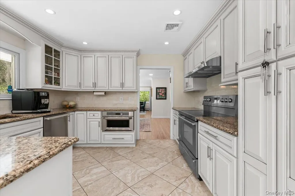 5 Fox Lane Locust Valley NY 11560
