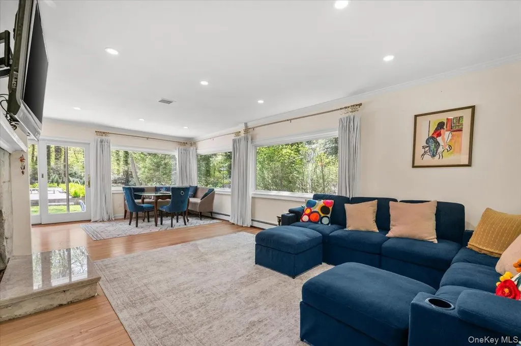 5 Fox Lane Locust Valley NY 11560