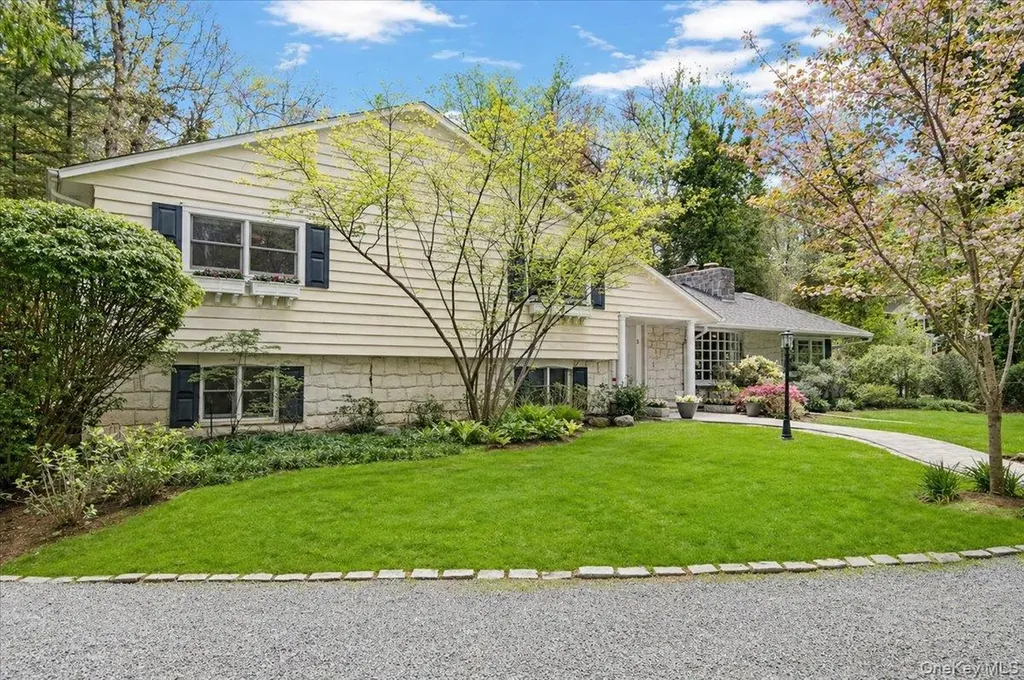 5 Fox Lane Locust Valley NY 11560