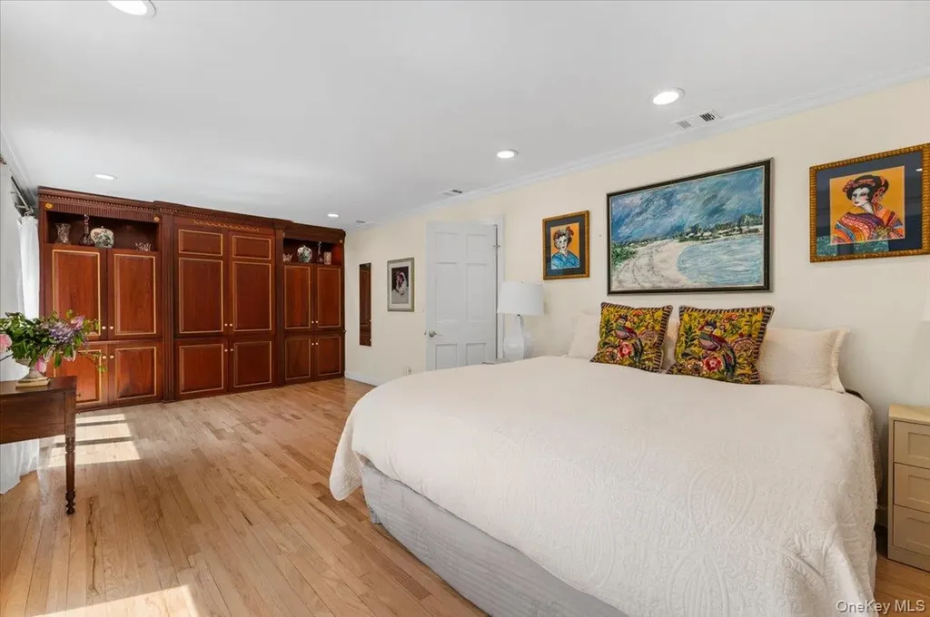 5 Fox Lane Locust Valley NY 11560