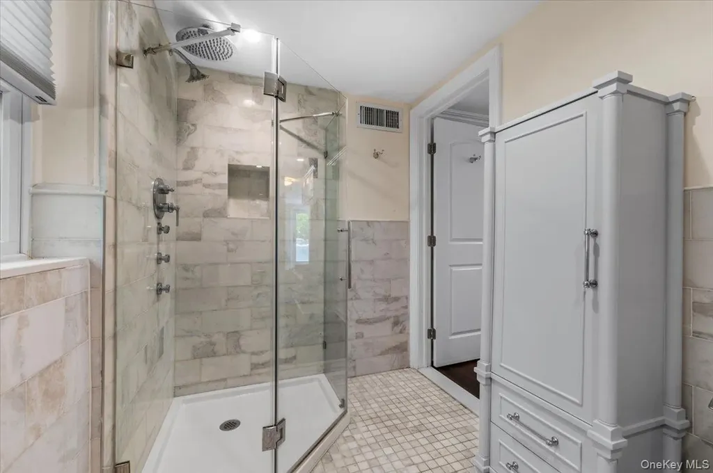 5 Fox Lane Locust Valley NY 11560