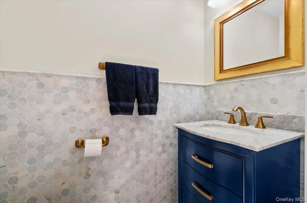 5 Fox Lane Locust Valley NY 11560