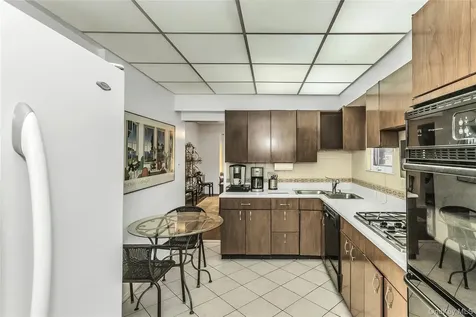 116 82nd Road Kew Gardens NY 11415