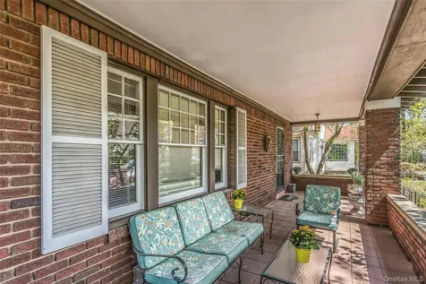 116 82nd Road Kew Gardens NY 11415