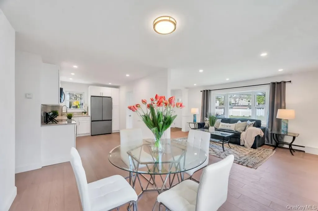 130 Farner Avenue Selden NY 11784