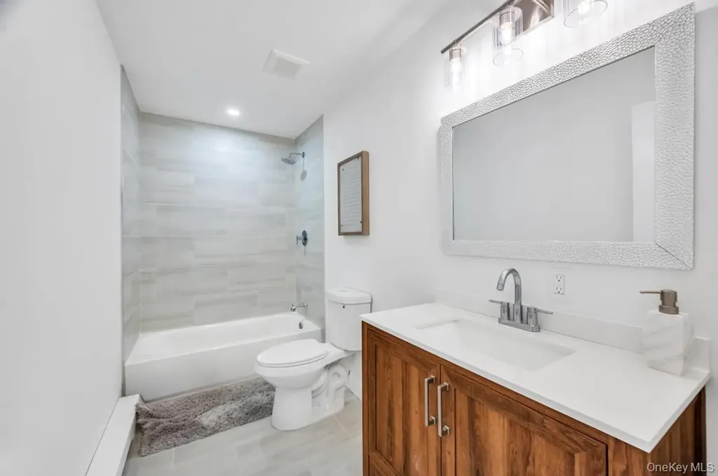 130 Farner Avenue Selden NY 11784