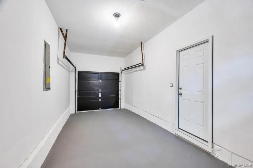 130 Farner Avenue Selden NY 11784