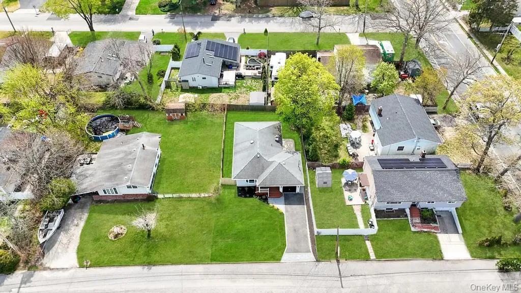 130 Farner Avenue Selden NY 11784