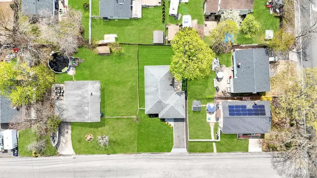 130 Farner Avenue Selden NY 11784