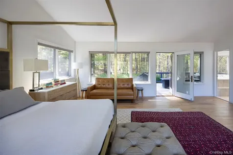 15-17 Broadview Road Woodstock NY 12498