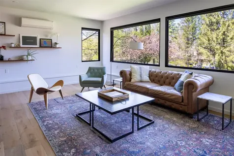15-17 Broadview Road Woodstock NY 12498