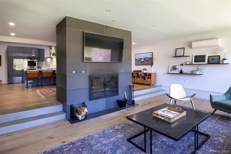 15-17 Broadview Road Woodstock NY 12498