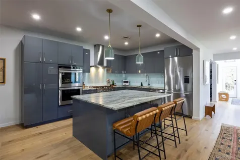 15-17 Broadview Road Woodstock NY 12498