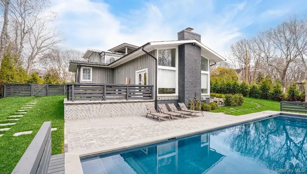 1 Carver Street Sag Harbor NY 11963
