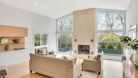 1 Carver Street Sag Harbor NY 11963