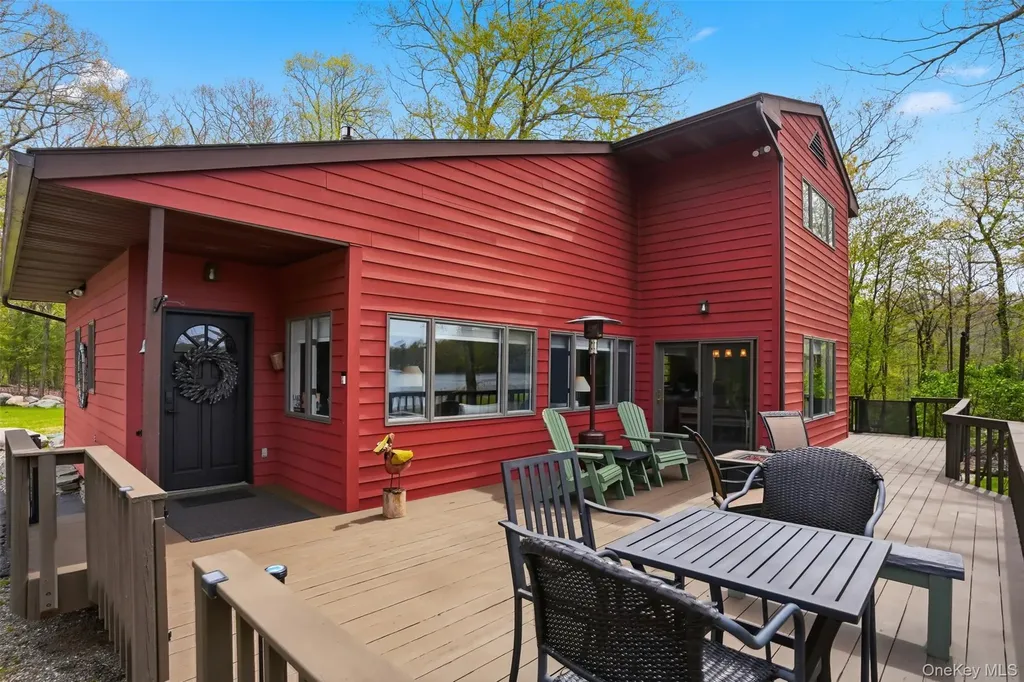 8 Division Road Wurtsboro NY 12790