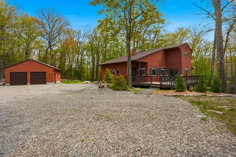 8 Division Road Wurtsboro NY 12790