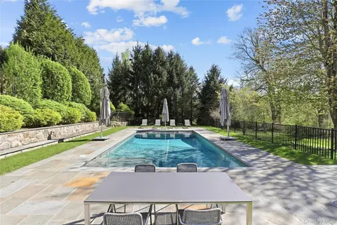 6 Stone Bridge Road Purchase NY 10577