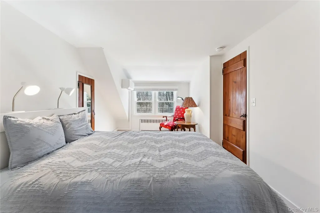 165 Montauk Highway Westhampton NY 11977