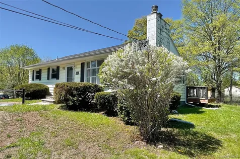 2 Long Meadow Drive Staatsburg NY 12580