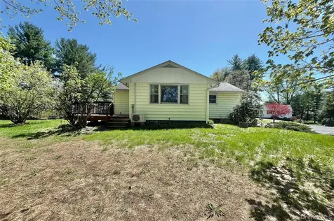 2 Long Meadow Drive Staatsburg NY 12580