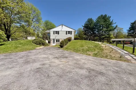 2 Long Meadow Drive Staatsburg NY 12580