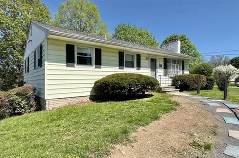 2 Long Meadow Drive Staatsburg NY 12580