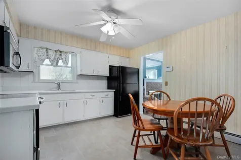 2 Long Meadow Drive Staatsburg NY 12580