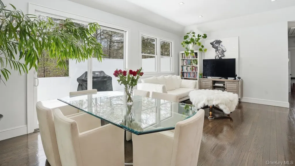 420 Maple Avenue S Flanders NY 11901
