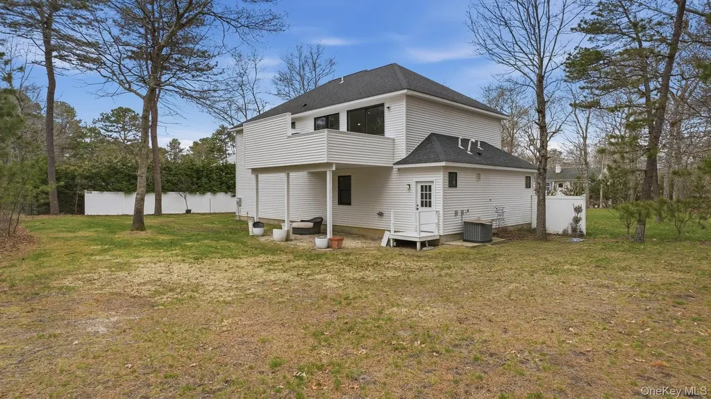 420 Maple Avenue S Flanders NY 11901