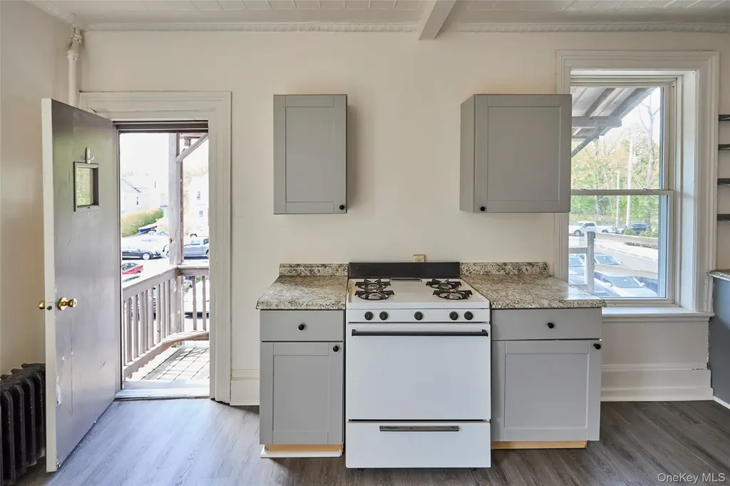 457 Main Street Beacon NY 12508