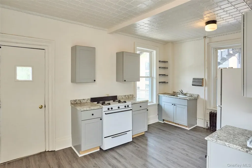 457 Main Street Beacon NY 12508