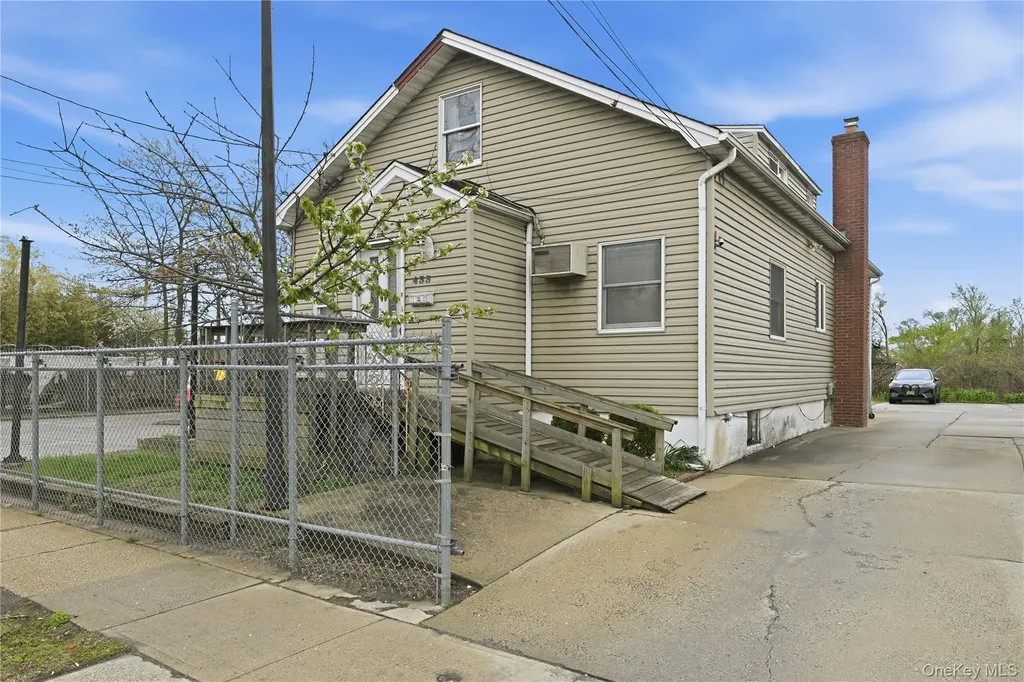 433 Atlantic Avenue Oceanside NY 11572