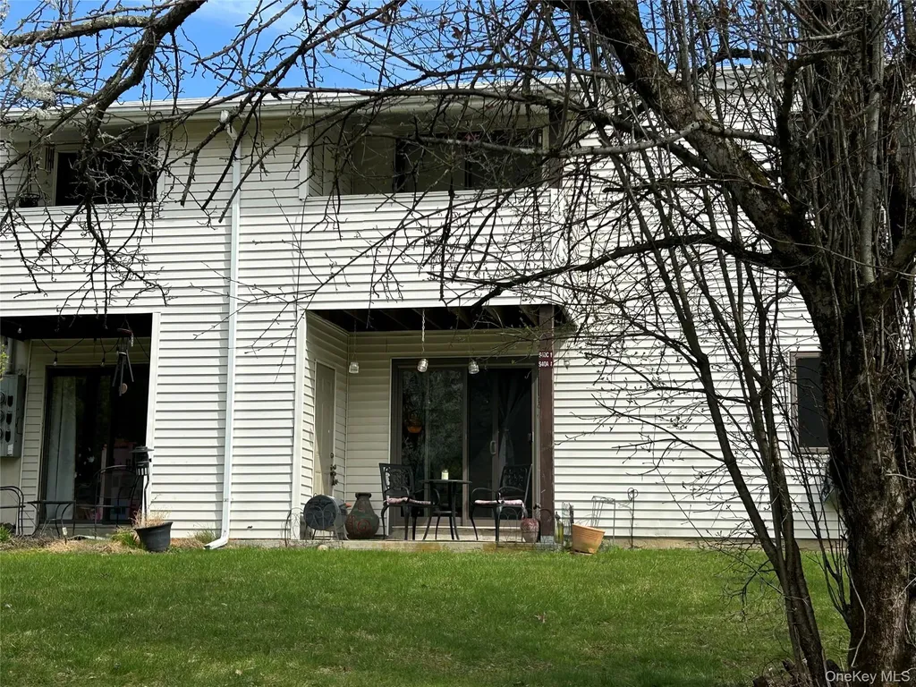 40 Scarborough Lane Wappingers Falls NY 12590
