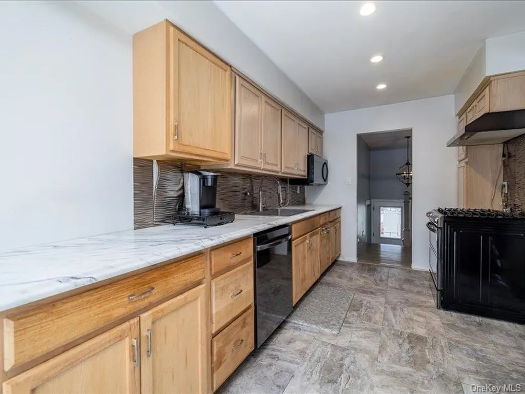 3517 Lawrence Avenue Oceanside NY 11572